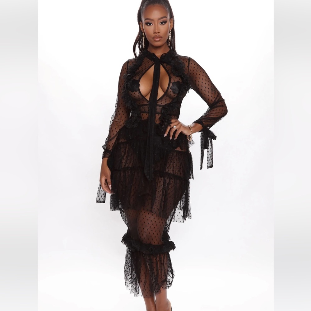 NWT FashionNova Pure Glamour Mesh Maxi Dress